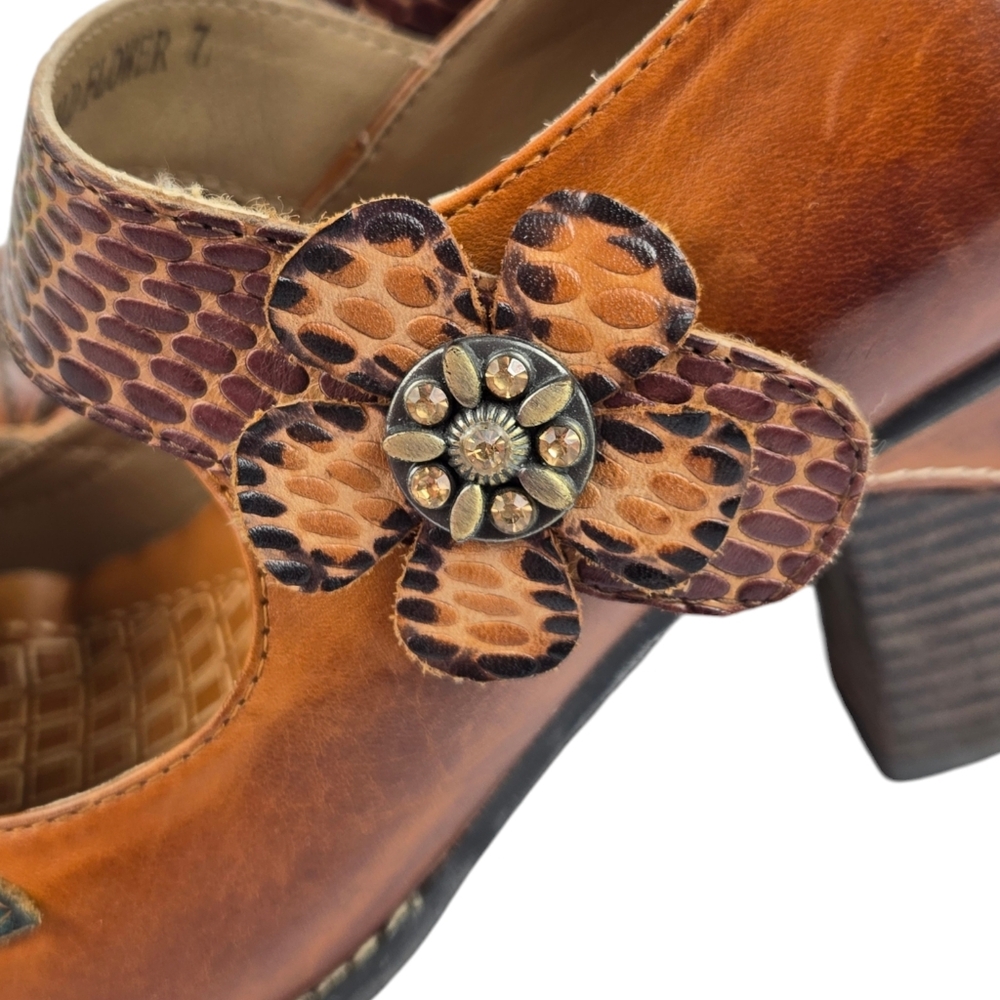 Elite by Corky's  Women's Size 7 Wild Flower Painted/Tooled Leather Heels - Picture 7 of 13